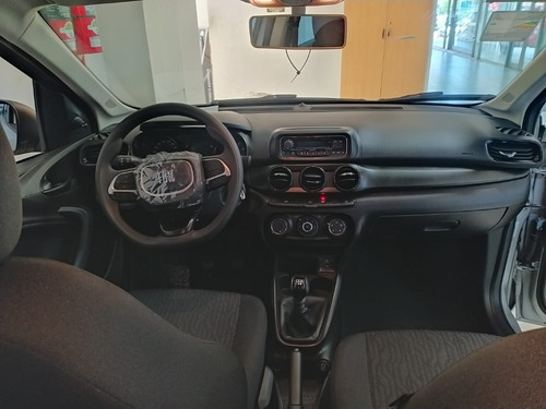 Imagen 7 de 25 de Fiat Cronos Attractive 1.3 Gse 99cv 0km 2023 Stock #luis