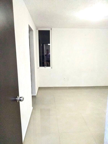 Gran Oportunidad Departamento En Venta Super Amplio En Excelentes Condiciones A 10 Min De Mundo, 5 Min De Periferico Nes