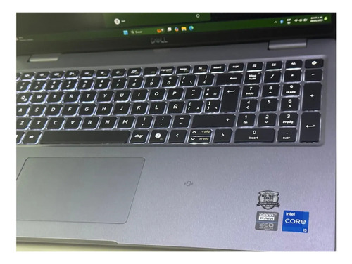 Laptop Dell Latitude 5550 I5-1345u 40gb 512gb 15.6 Win11 Pro (Reacondicionado)