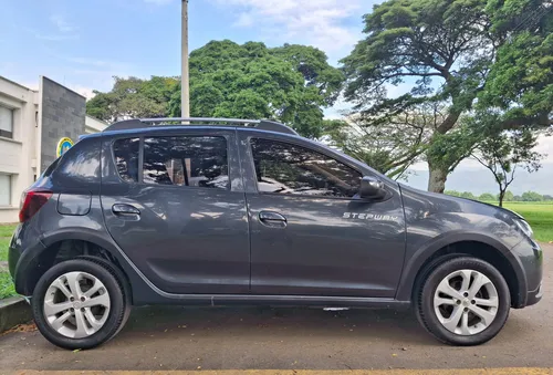 Renault Stepway 1.6 Expression / Zen