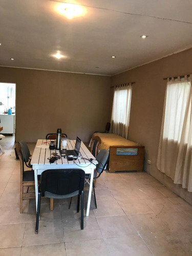 Casa En Venta - 2 Dormitorios 1 Baño - General Rodríguez