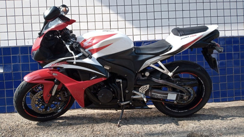 Imagem 3 de 8 de Honda Cbr 600 Rr
