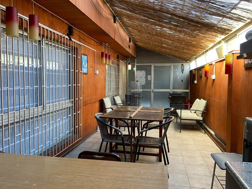 Imagen 8 de 16 de Estupenda Casa Para Uso Comercial En Talcahuano