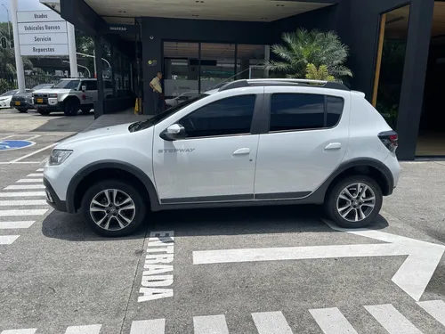 Renault Stepway 1.6 Intens Cvt