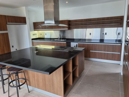 Imagen 10 de 30 de Altos De La Tahona , Casa De 300 M2 Y 1150 M2 De Terreno, 4 Dormitorios, Piscina, Minimalista !!