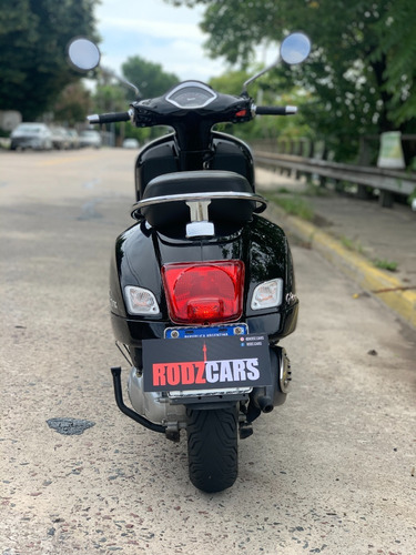 Piaggio Vespa Gts 300