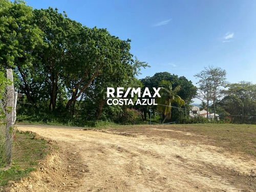 Remax Vende Terreno De 65.200 Metros Cuadrados Ubicado En El Sector Buena Vista De Tucacas, Falcon