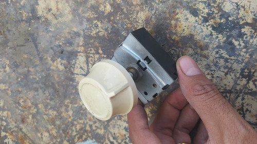 Suiche Selector Aire Acondicionado 5000btu 5 Posiciones (Usado)