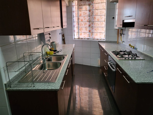 Departamento En Venta De 3 Dorm. Est Y Bodega En Condominio
