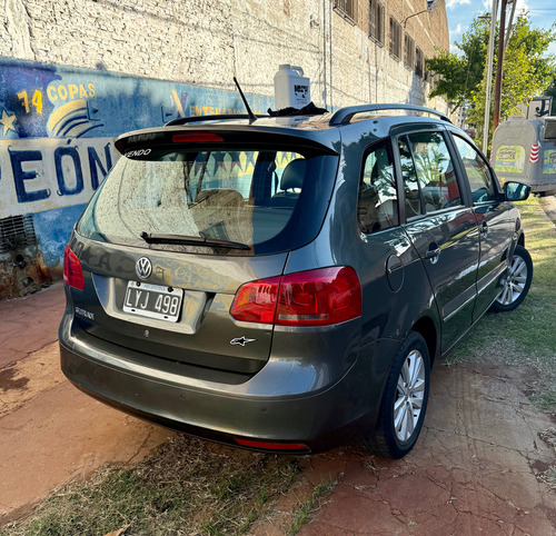 Volkswagen Suran 1.6 Highline 11d Cuero