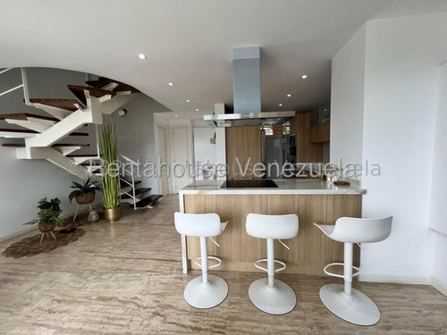En Venta Apartamento A Estrenar En Escampadero. Ys12618