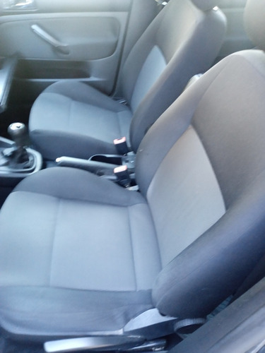 Volkswagen Bora 2.0 Trendline 115cv 2011 Con Gnc