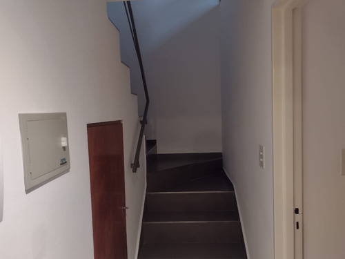 Imagen 10 de 18 de Departamento Estilo Dúplex En 2 49 Y 50