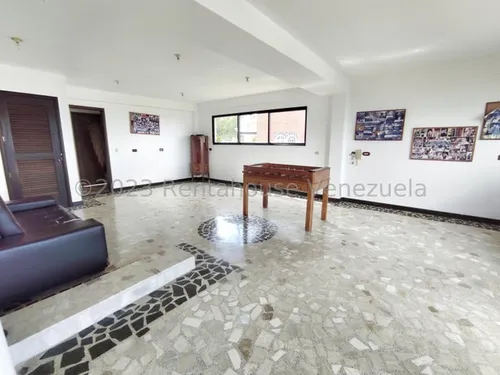 Casa En Venta 23-13961