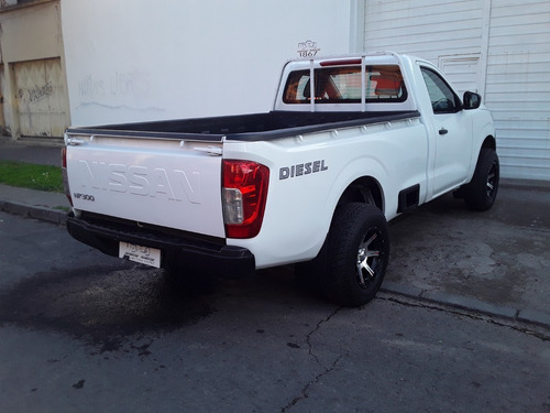 Imagen 4 de 22 de Nissan Np 300 Cabina Simple