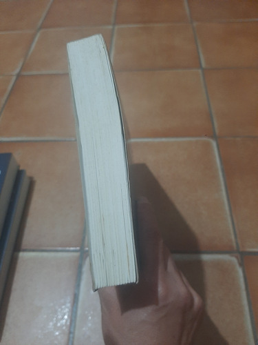 Três Volumes Cinquenta Tons De Cinza V 1 V2 E V 3 (Usado)