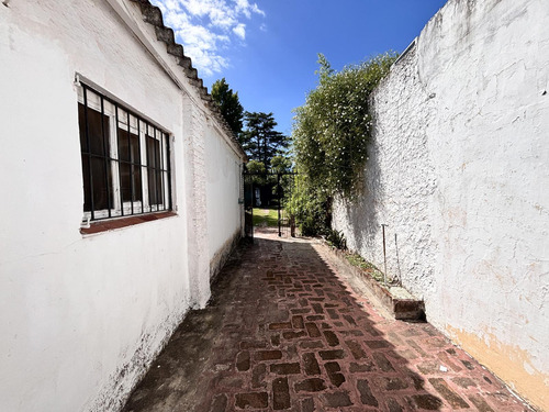 Casa A La Venta Con Renta Hasta Abril 2026 - Bella Vista