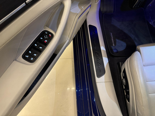 Porsche Panamera 2.9 V6 E-HYBRID 4 PLATINUM EDITION PDK