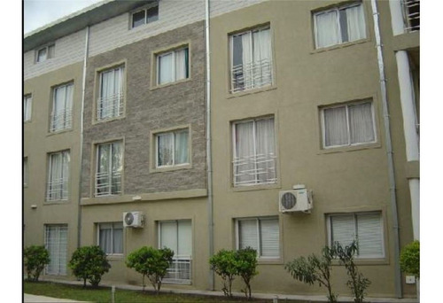 Monoambiente En El Centro De Pilar - Apto Prof.