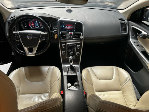 Volvo XC60 2.0 T5 DYNAMIC FWD TURBO GASOLINA 4P AUTOMÁTICO