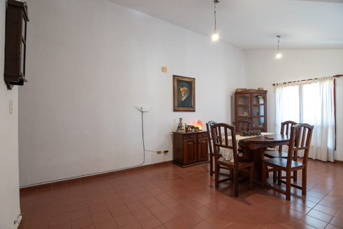 Venta Depto 2 Dormitorios Don Bosco Con Cochera