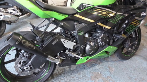 Ponteira Esportiva Zx6r M4 Black Kawa Zx6