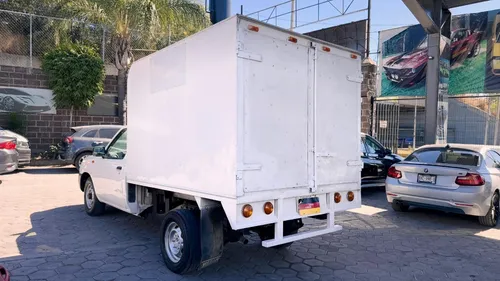 Nissan NP300 2.5 Diesel Chasis 4x2 Mt