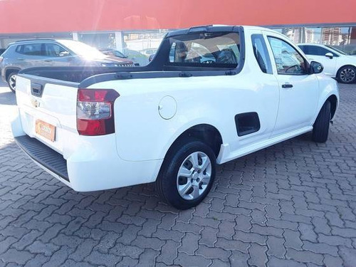 Imagem 9 de 15 de Chevrolet Montana 1.4 Mpfi Ls Cs 8v Flex 2p Manual