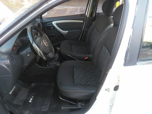 Renault Logan 2010 1.6 Pack Gnc Blanco