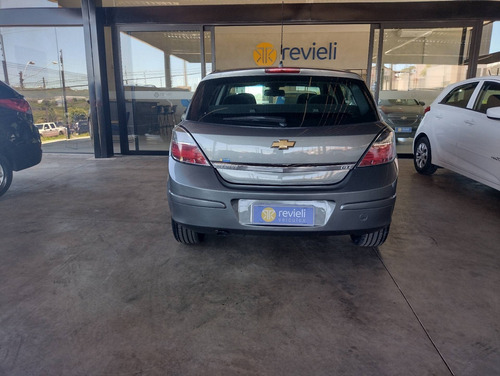 Imagem 5 de 11 de Chevrolet Vectra 2.0 Mpfi Gt Hatch 8v Flex 4p Manual