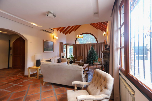 Casa En El Palomar