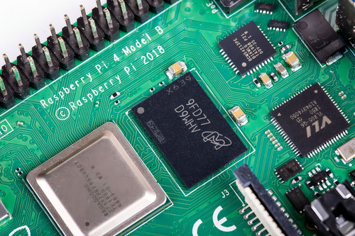 Raspberry Pi 4 Model B 2019 Quad Core 64 Bit Wifi Bt 4gb