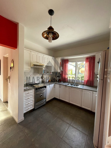 Casa En Venta En Los Jazmines, Pilar Del Este, Pilar