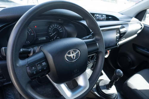 Toyota Hilux 2.4 Dc 4x2 Tdi Dx L21 2023