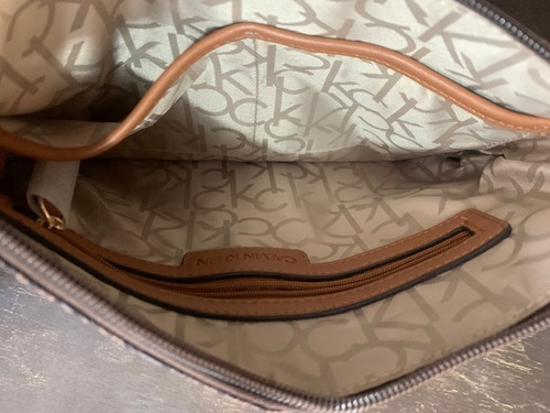 Bolsa Crossbody Marca Calvin Klein | Meses sin intereses Bolsa Crossbody Marca Calvin Klein | Meses sin intereses
