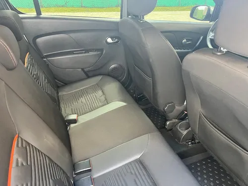 Renault Stepway 1.6 Intense Automática