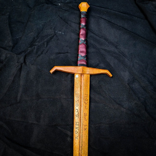 Excalibur / Espada De Madeira O203
