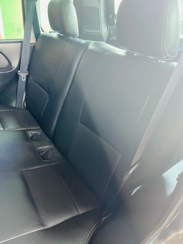 Mitsubishi Pajero TR4 2.0 4x4 Flex Aut. 5p