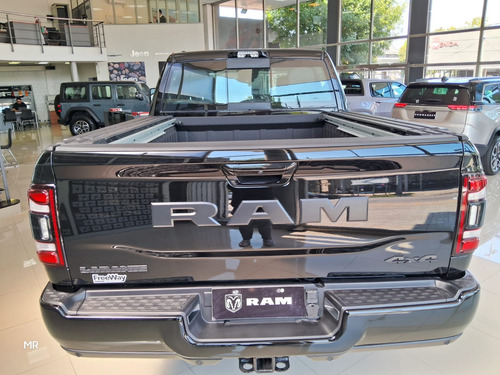 RAM 2500 6.7 Laramie Night Edition At6 350Cv 4X4