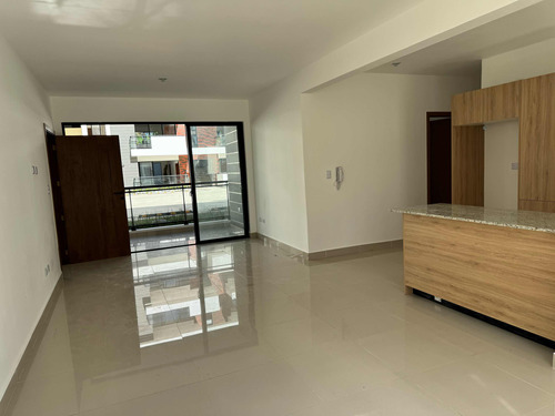 Oportunidad Nuevo Apartamento En Santiago Rd Con Piscina