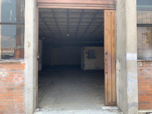 Imagen 1 de 6 de Se Renta Bodega En Lerma 1000 M2