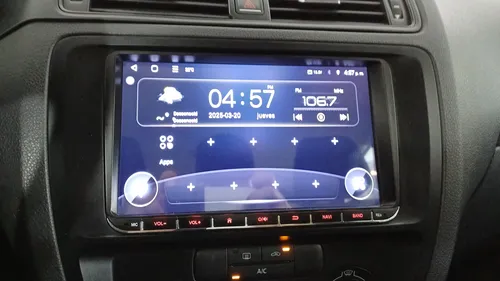Volkswagen Jetta 2.0 Live Mt