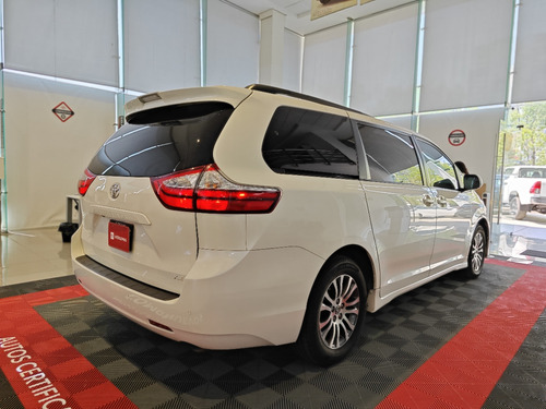 Toyota Sienna 3.5 Xle At