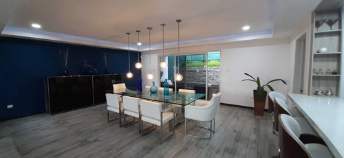 Imagen 1 de 13 de Casa En Venta En Exclusivo Residencial Bellas Luces