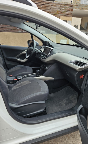 Peugeot 2008 1.6 Allure Tip
