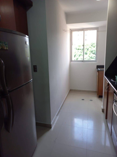 Imagen 20 de 27 de Apartamento En Los Mangos Valencia, 100% Planta Res. Alameda Daniela J