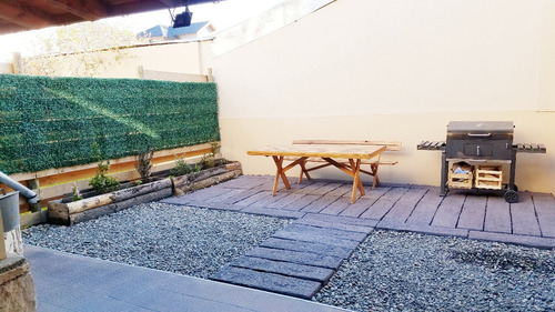 Imagen 25 de 28 de Departamentos Turisticos / Temporales En San Martin De Los Andes De 1 A 4 Pax - Nivel Hotelero, C/estacionamiento, Patio, Parrilla, Wifi. Smartv, Inmejorable Ubicacion Y Calidad