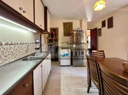 Venta! Buceo! Casa A 7 C/rambla De 3 Dormitorios, 2 Baños Y 2 Cocheras! Inm. Atlántida 