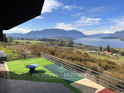Espectacular Casa Con Vista Al Lago Panguipulli Y ...