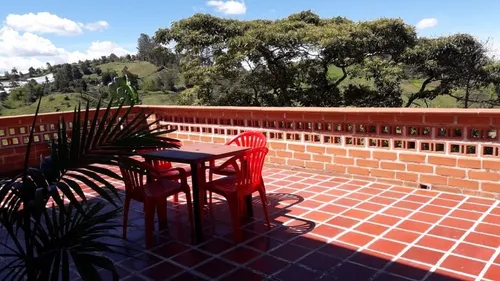 Finca Marinilla Via Peñol Guatapé